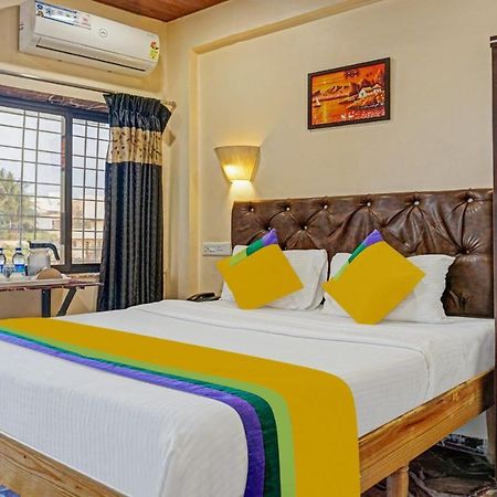 Itsy Hotels Punest Phursungi Esterno foto