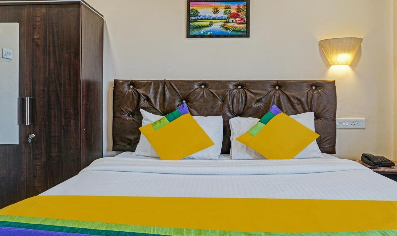 Itsy Hotels Punest Phursungi Esterno foto