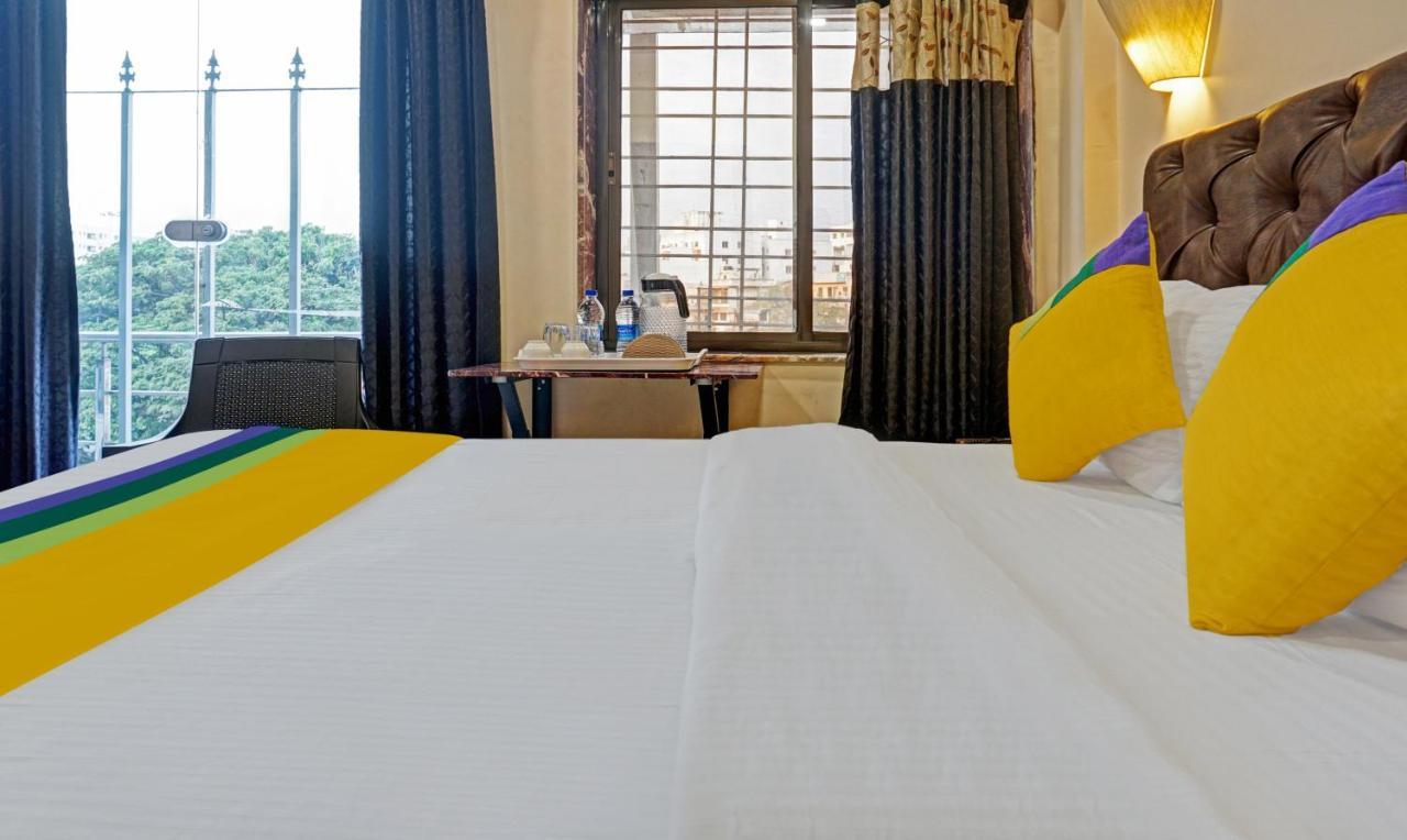 Itsy Hotels Punest Phursungi Esterno foto