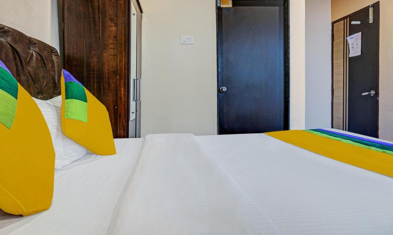 Itsy Hotels Punest Phursungi Esterno foto